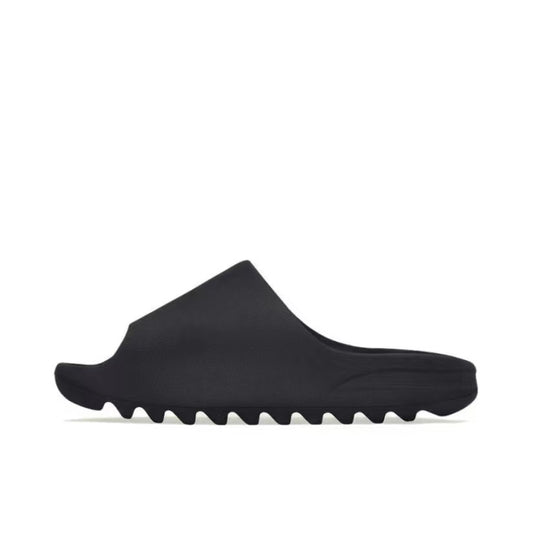 Yeezy Slide negra